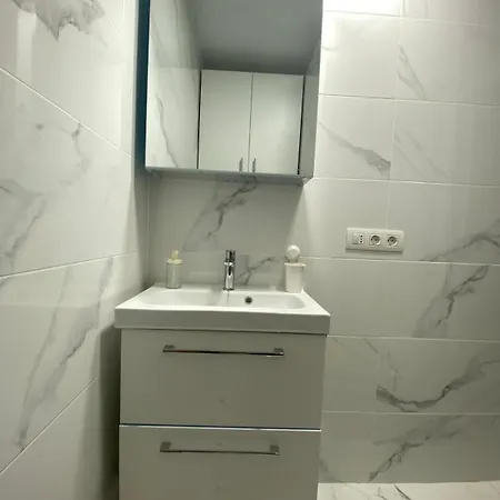 Listen The Tide -201 A *