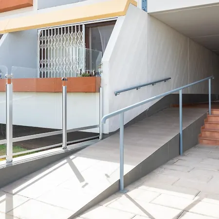 Listen The Tide -201 A *